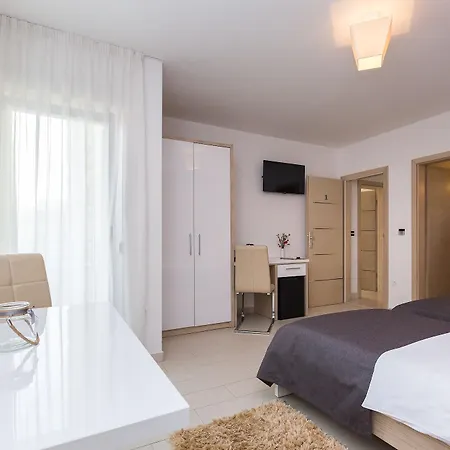 Bed & Breakfast Liburnum Zara