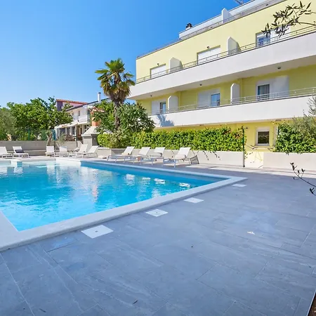 Liburnum 4* זאדאר