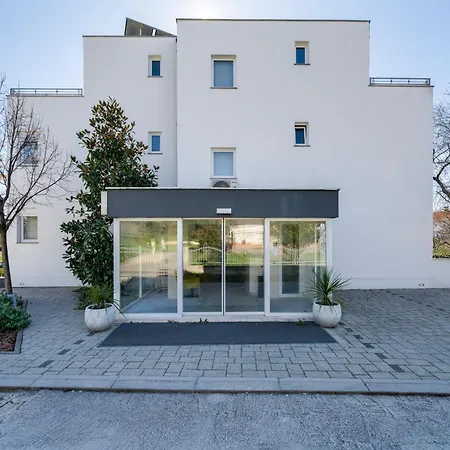 Nocleg ze śniadaniem Liburnum 4*