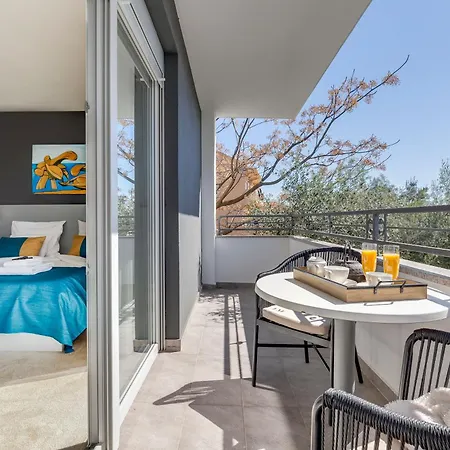 לינה וארוחת בוקר Liburnum זאדאר