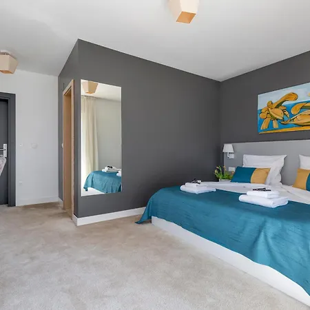 Liburnum לינה וארוחת בוקר